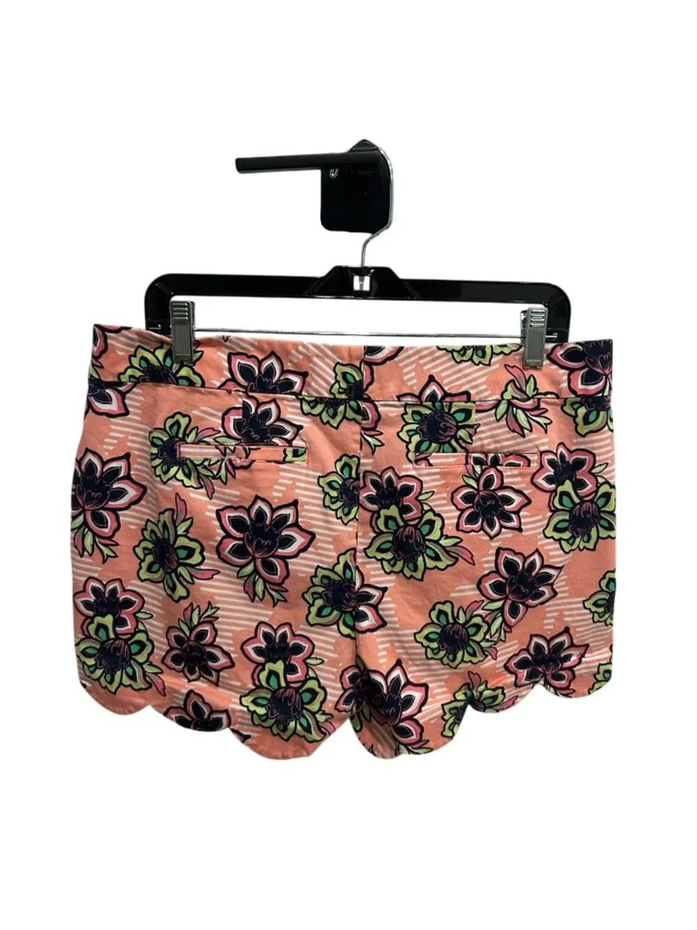 Crown & Ivy 12 Floral Scalloped Hem Shorts Stretch Peach Green Whimsical Preppy